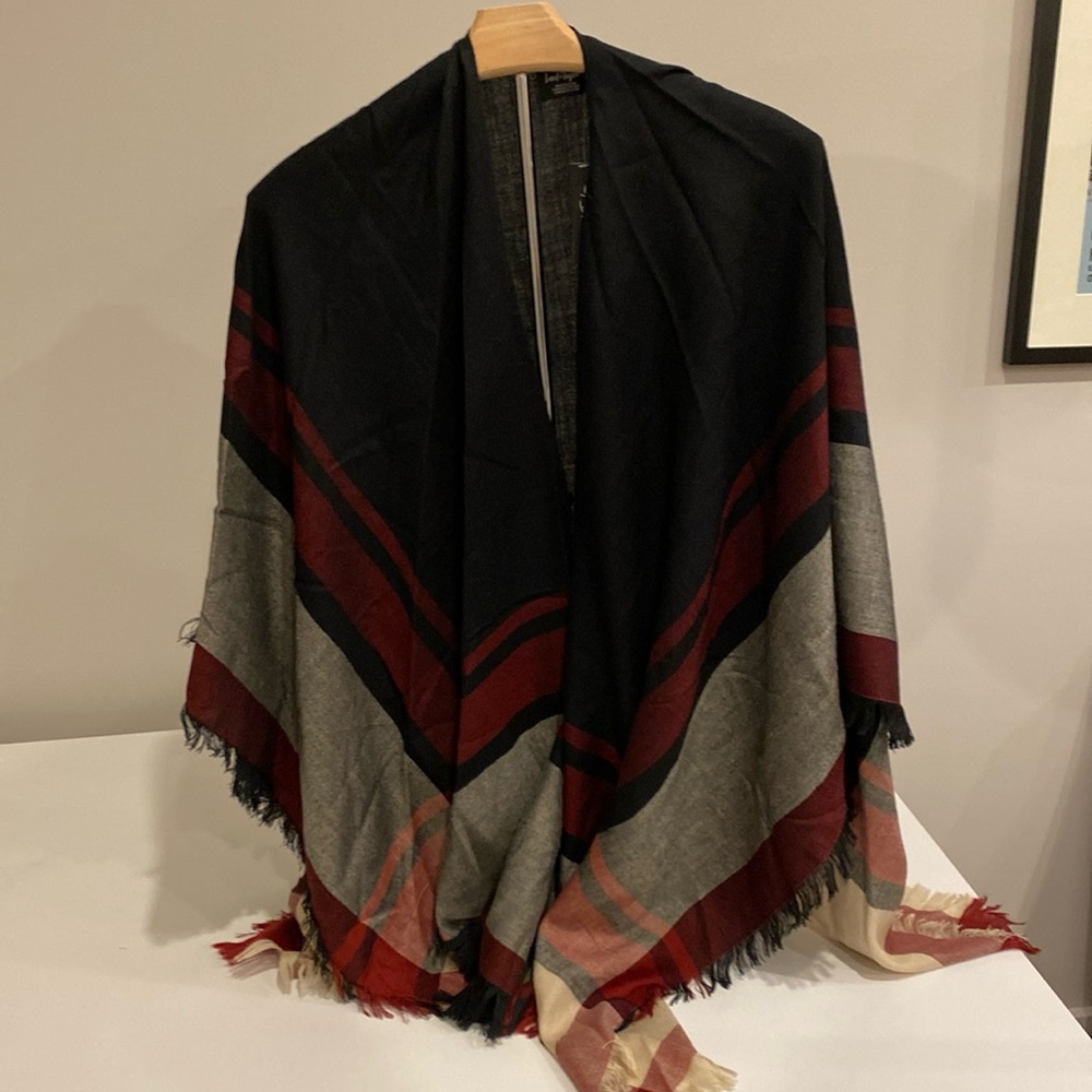 NWT: Lord and Taylor plaid acrylic wrap
